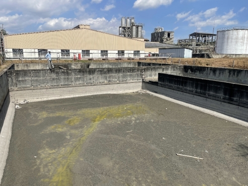 Thi công hút và vận chuyển bùn vi sinh tại KCN Mỹ Phước 3