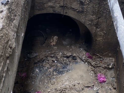 Nạo vét cống rãnh tại KCN Bàu Bàng bằng xe cao áp