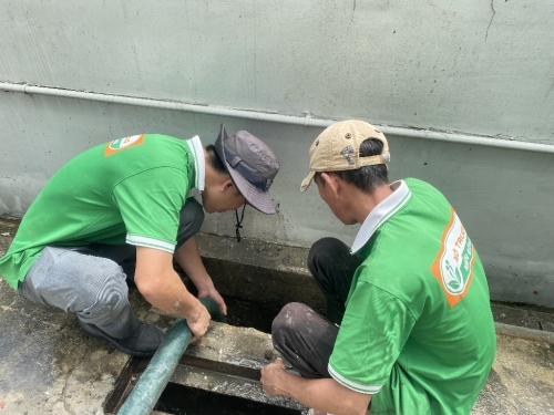 Thi công nạo vét hố ga tại KCN Phú Gia