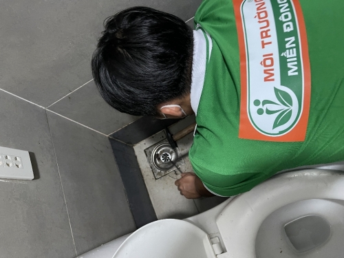 Dịch vụ thay phễu thoát sàn tại KCN Vsip 2, Bình Dương