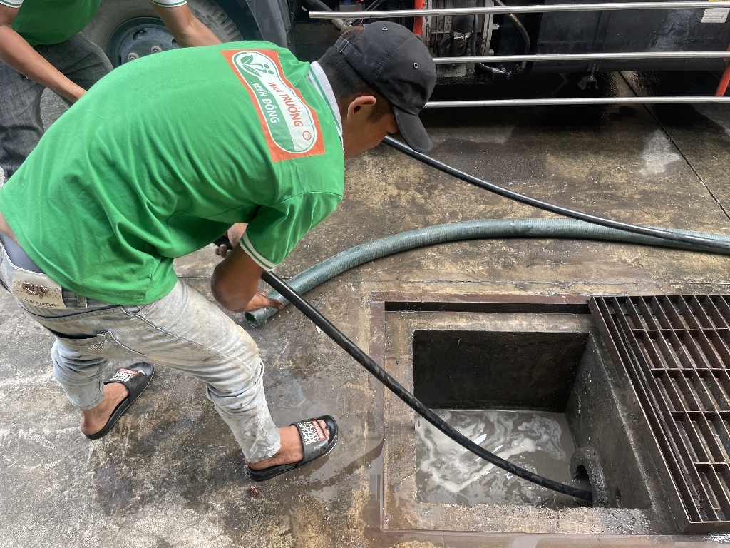 Dịch vụ vệ sinh đường mương nước mưa tại Long An