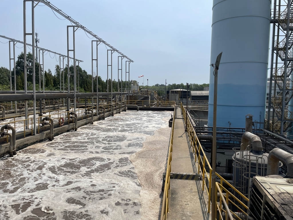 Dịch vụ cho thuê xe và nhân công hút – vận chuyển bùn vi sinh