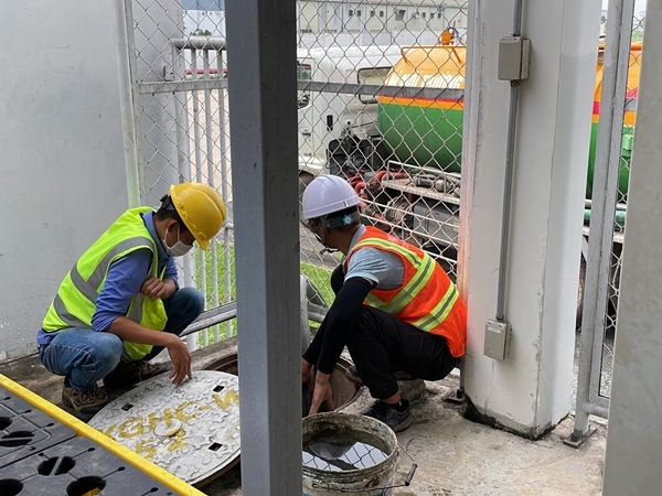 Dịch vụ vận chuyển bùn vi sinh chuyên nghiệp