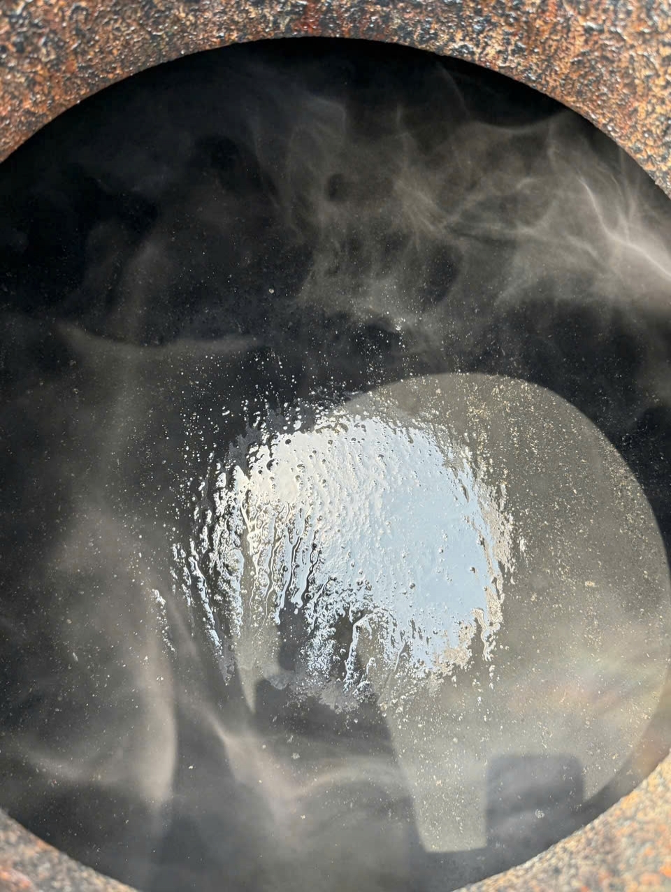 Dấu hiệu nhận biết bùn vi sinh đang gặp sự cố