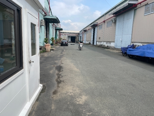 Mưa không lớn nhưng cũng đủ làm nhà máy dừng