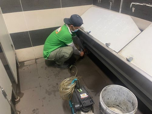 Dịch vụ vệ sinh đường ống nước thải chuyên nghiệp