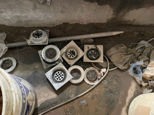 So Sánh Các Loại Phễu Thoát Sàn Phổ Biến – Nên Chọn Loại Nào Cho Hiệu Quả Chống Hôi Tốt Nhất?