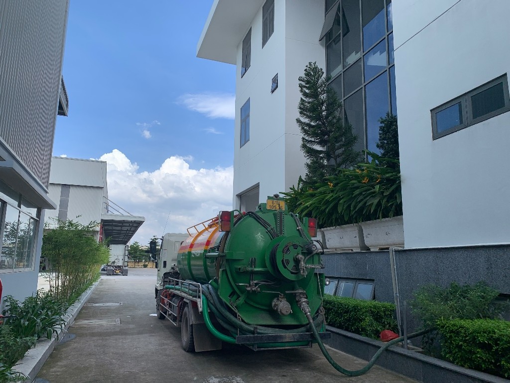 Dịch vụ thông tắc bồn cầu tại kcn AMATA biên hòa đồng Nai