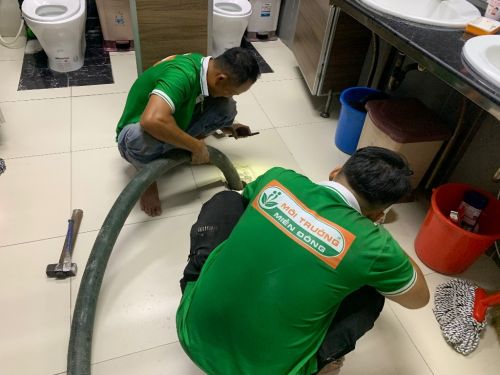 Dịch vụ hút hầm cầu tại kcn sóng thần 3 Tân Uyên bình dương