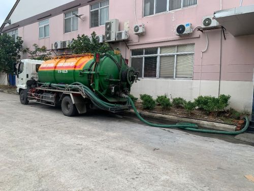 Dịch vụ hút hầm cầu tại kcn Tân bình cổng xanh bình dương