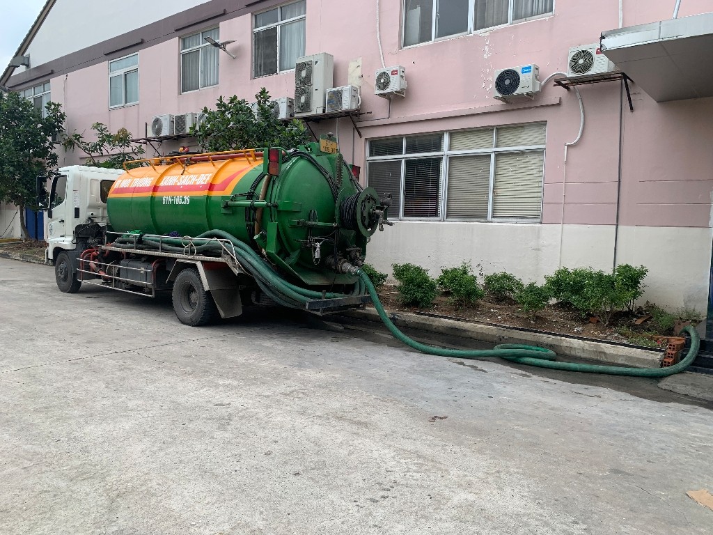 Dịch vụ hút hầm cầu tại kcn Tân bình cổng xanh bình dương