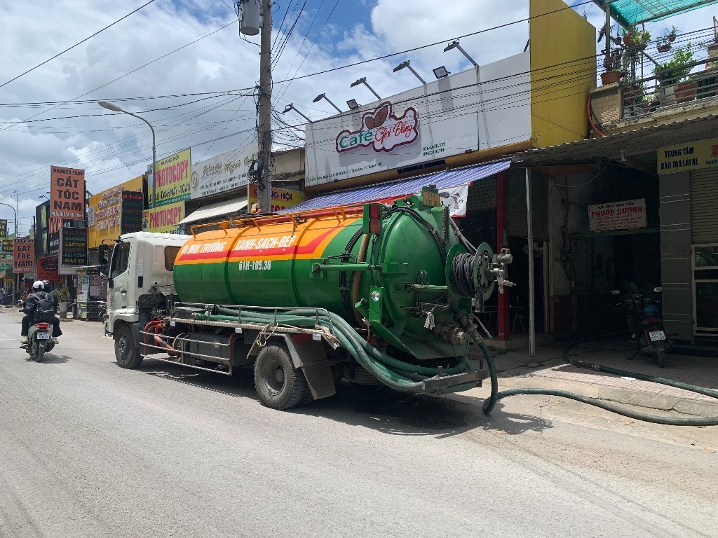 Dịch vụ hút hầm cầu tại khu dân cư thuận dao bình dương