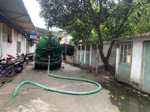 Dịch vụ hút hầm cầu tại khu công nghiệp Đất Quốc