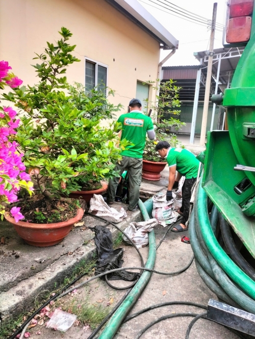 Thi công vệ sinh cống rãnh tại KCN VSip 2A