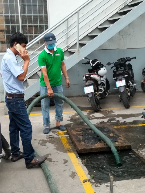 Dịch vụ hút hầm cầu cho công ty sâm thành ở khu công nghiệp nam tan uyên mở rộng