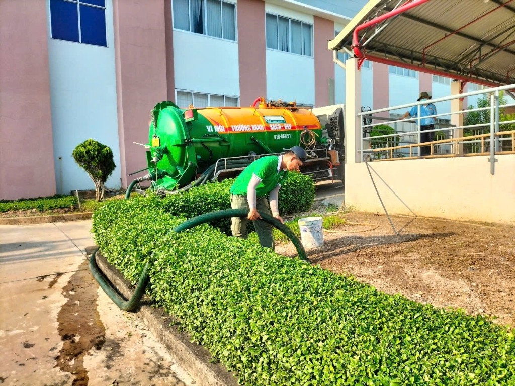 Dịch vụ hút hầm cầu tại kcn đất quốc bình dương