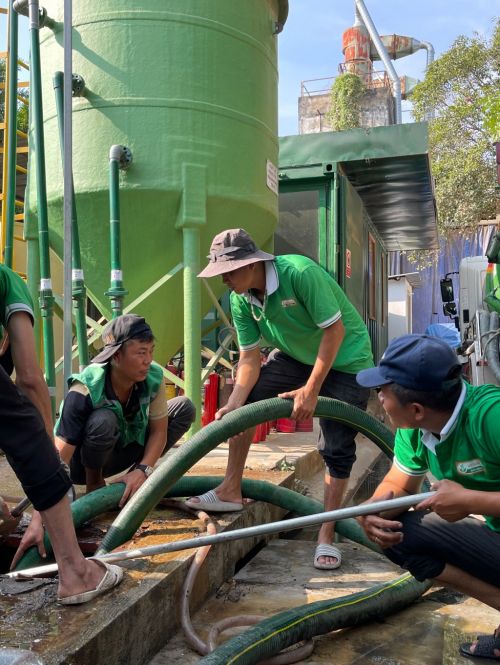 Dịch vụ hút hầm cầu tại kcn sóng thần 3