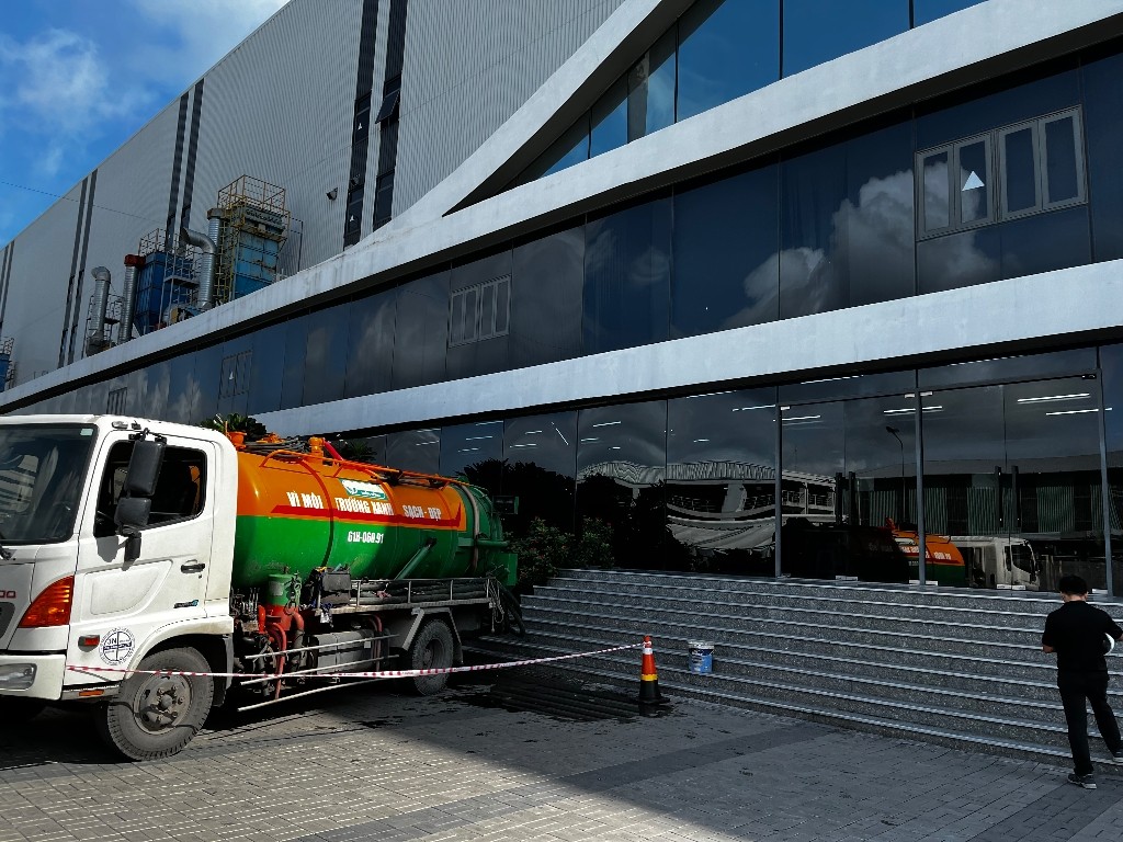 Dịch vụ hút hầm cầu tại kcn tân Phú trung củ chi tphcm