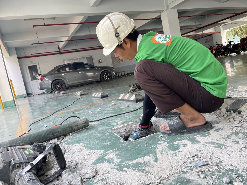 Nhân công khoan cắt lỗ chờ hầm cầu