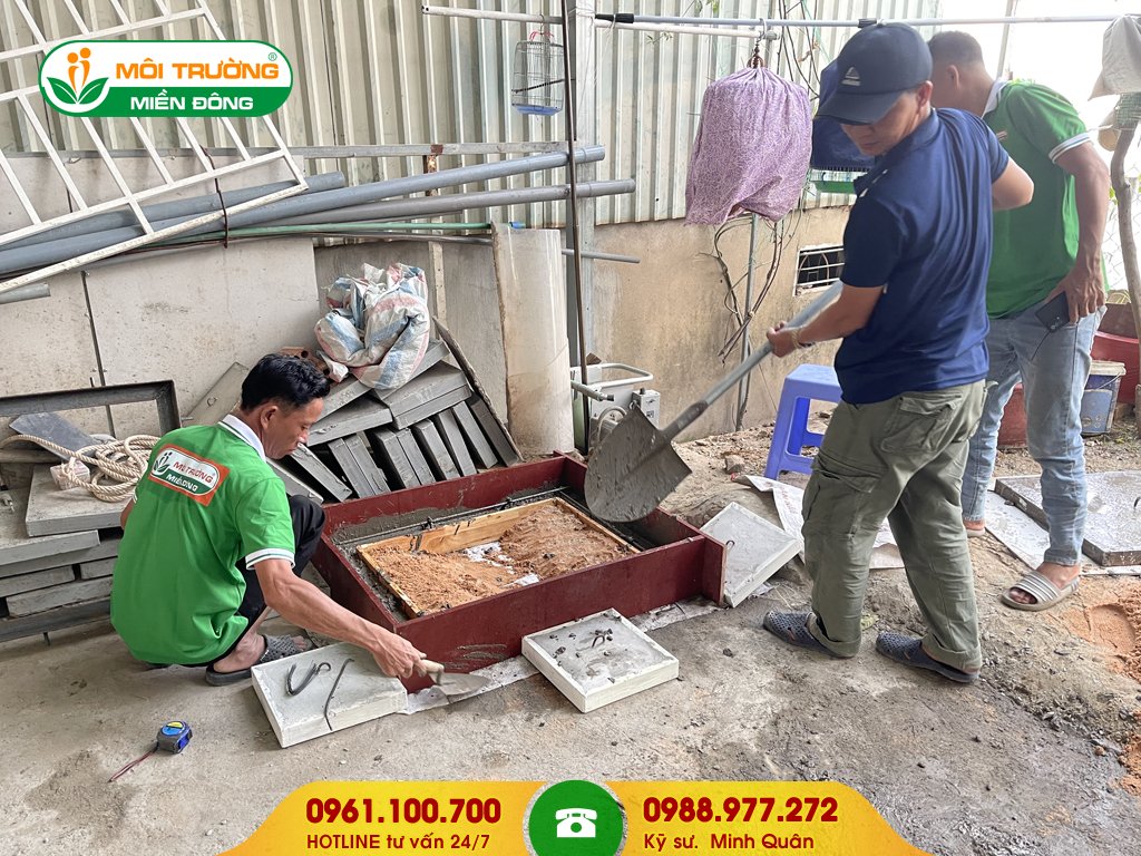 Thi công lắp đặt nắp hố ga bê tông 300x300x5